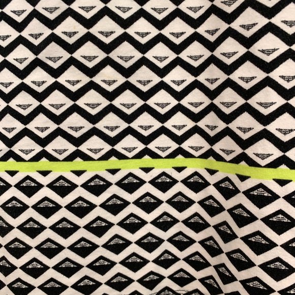 NWOT Lark Lane Stretch Tunic Top Embellished Sz S - Picture 6 of 8